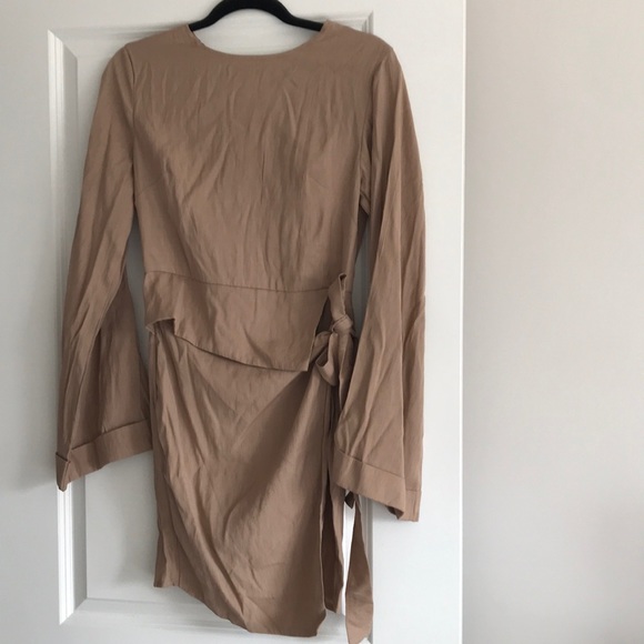 Nude ASOS bell sleeve dress! - Picture 1 of 2